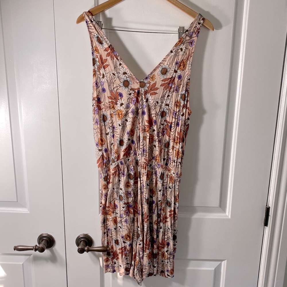 H&M Flower Design Romper - Picture 2 of 4